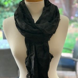 STEVE MADDEN infinity scarf with holes as designed  SIZE:  64" around, 19" wide